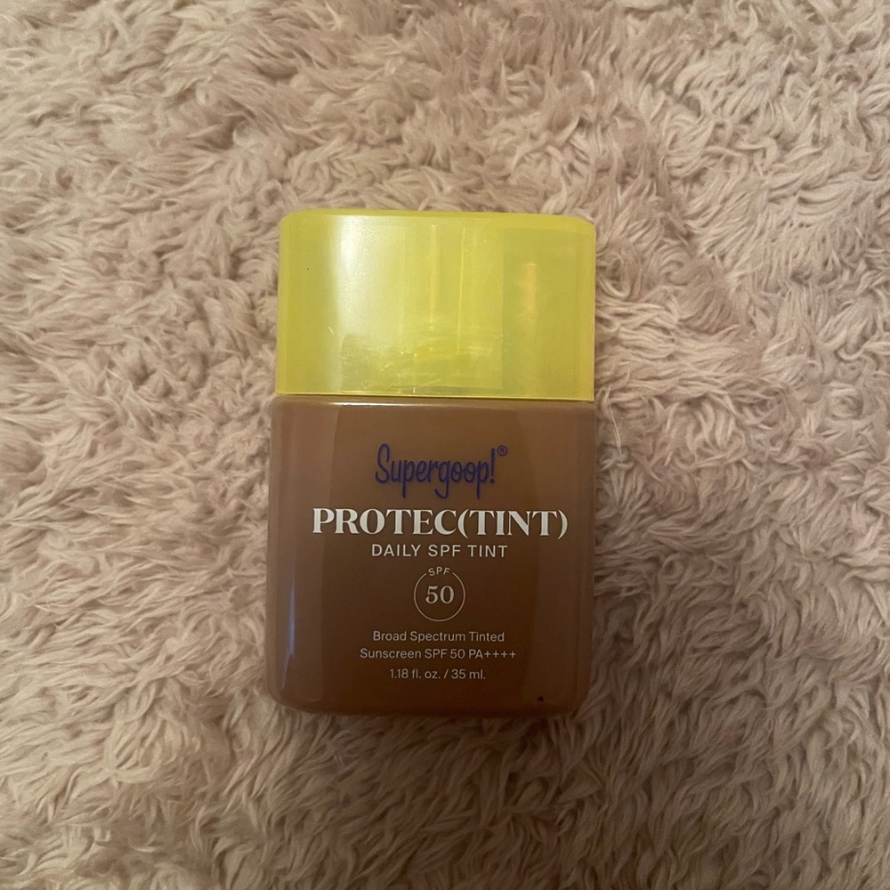 Supergoop! Protec(tint) Daily SPF Skin tint